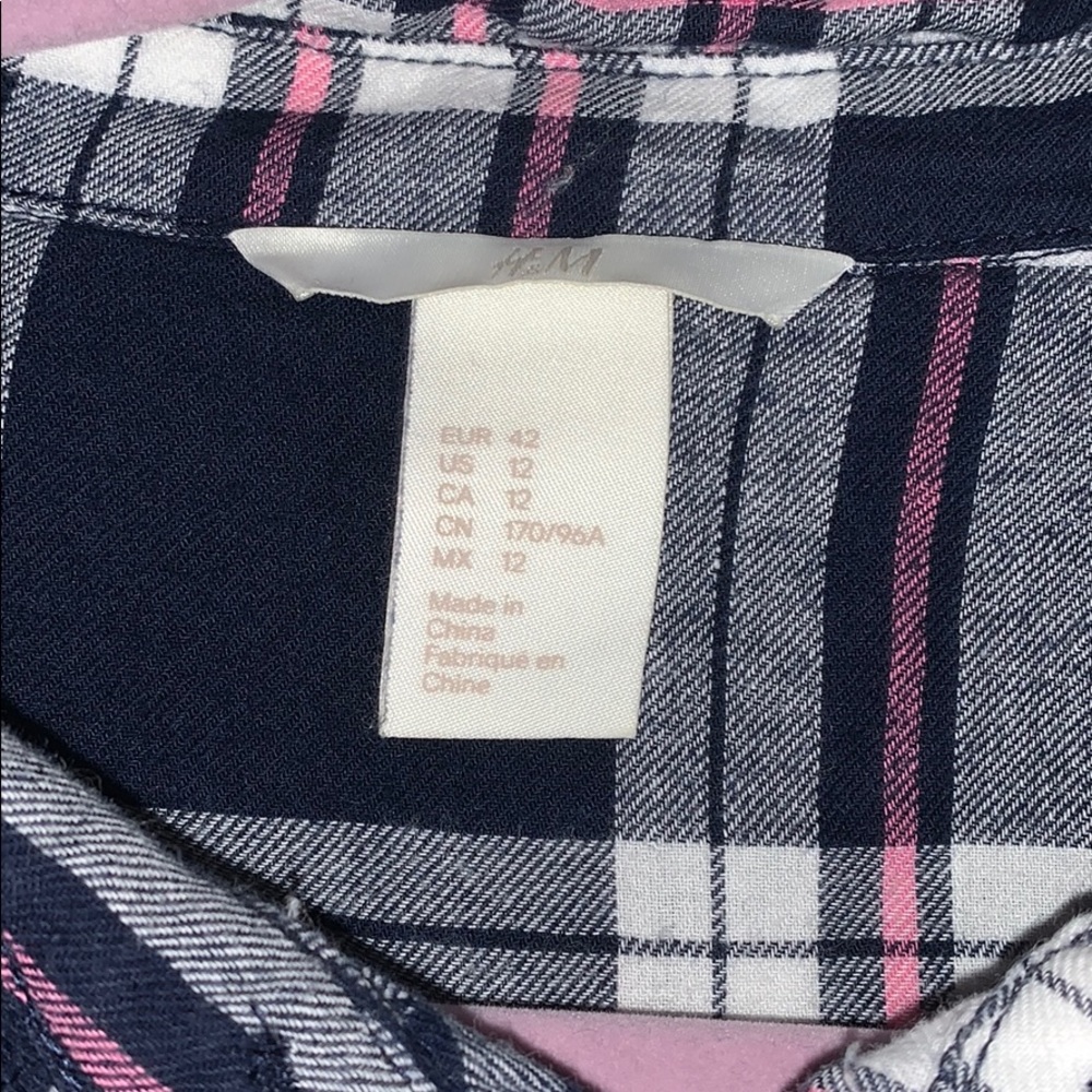 H&M flannel - Picture 2 of 2